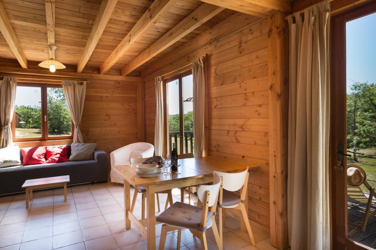 Le Bois De Faral Hotel Le Bastit Exterior photo